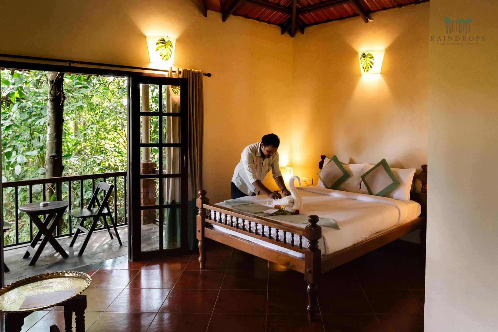 Raindrops Resorts Wayanad Sultan Bathery Exterior photo