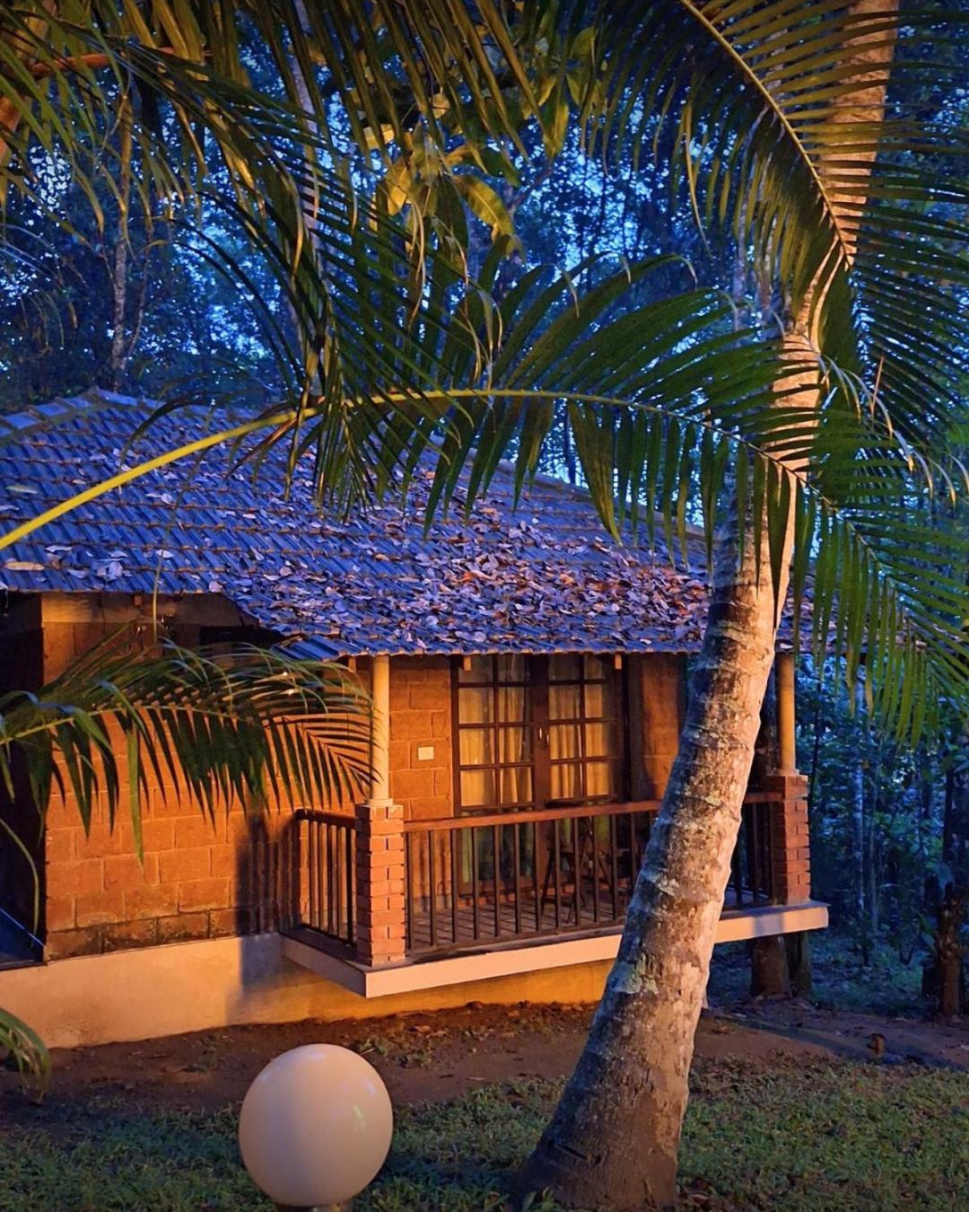 Raindrops Resorts Wayanad Sultan Bathery Exterior photo